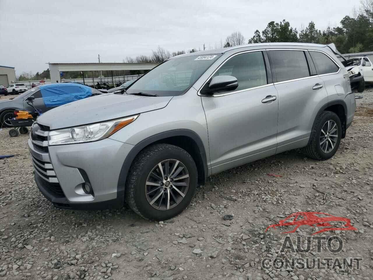 TOYOTA HIGHLANDER 2017 - 5TDKZRFH9HS525731