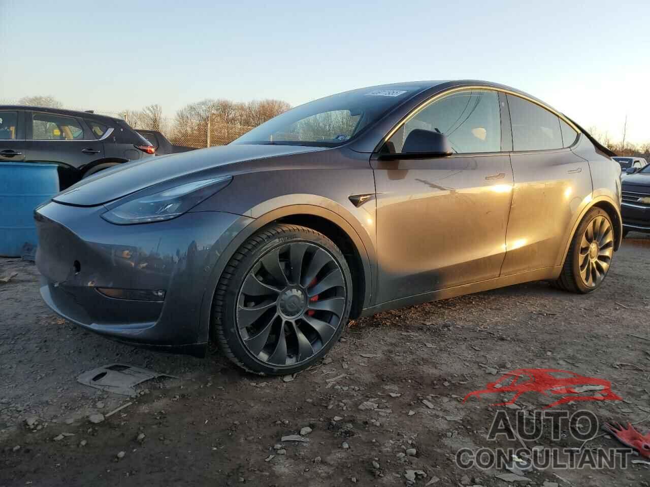 TESLA MODEL Y 2022 - 7SAYGDEFXNF495306
