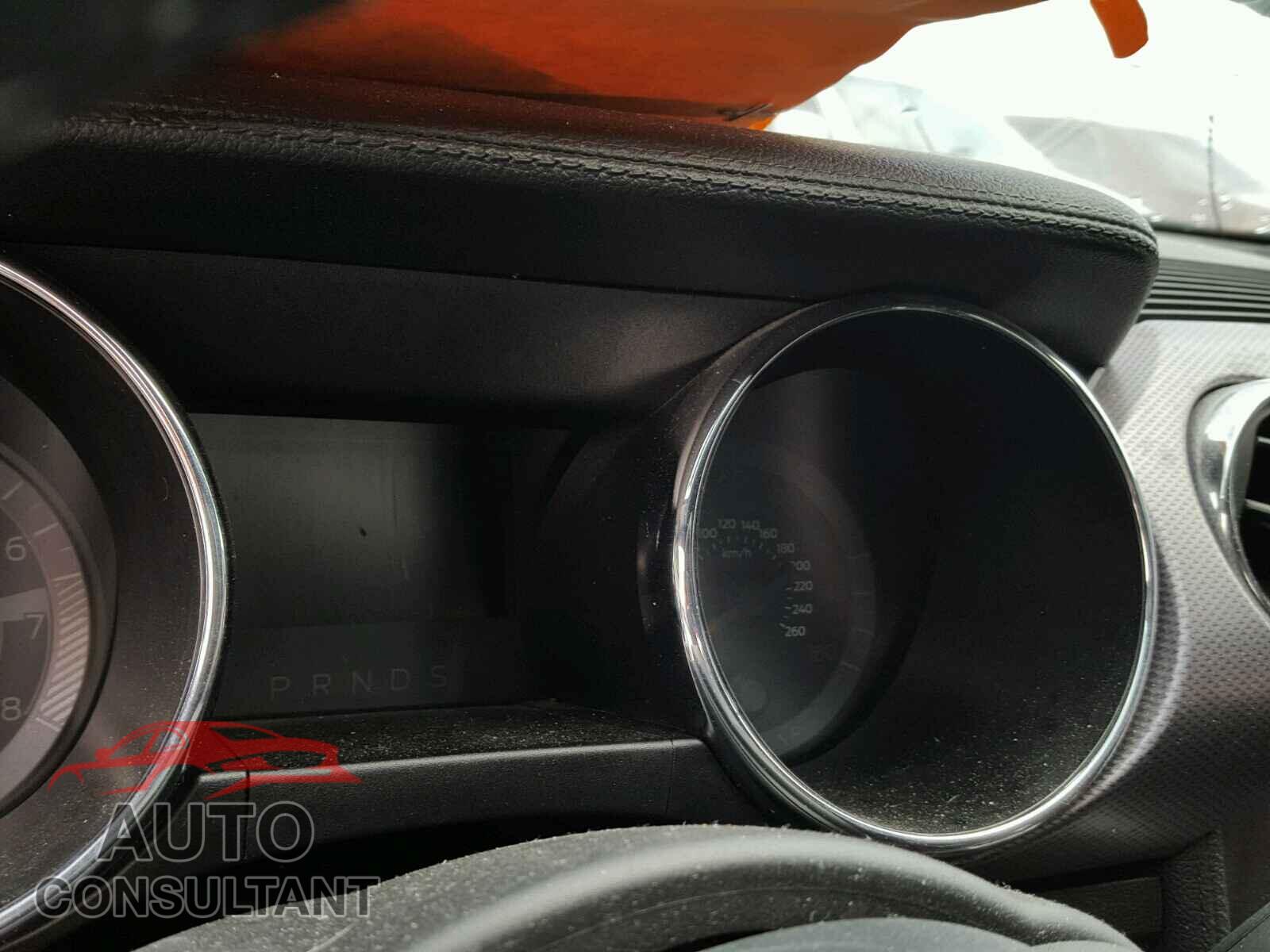 FORD MUSTANG 2015 - 1FA6P8TH3F5349192