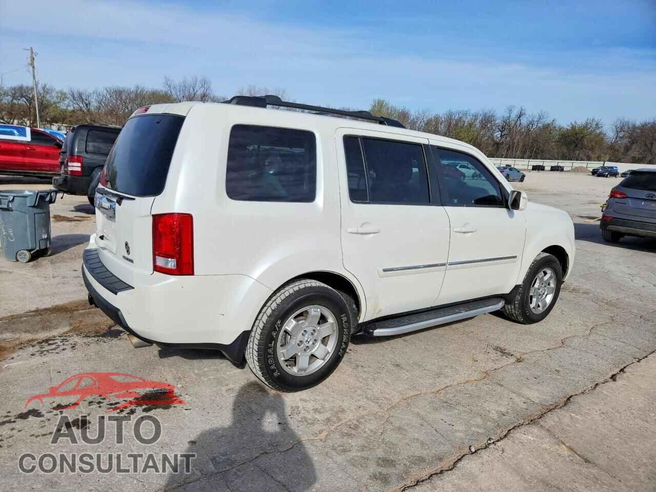 HONDA PILOT 2011 - 5FNYF3H97BB048265