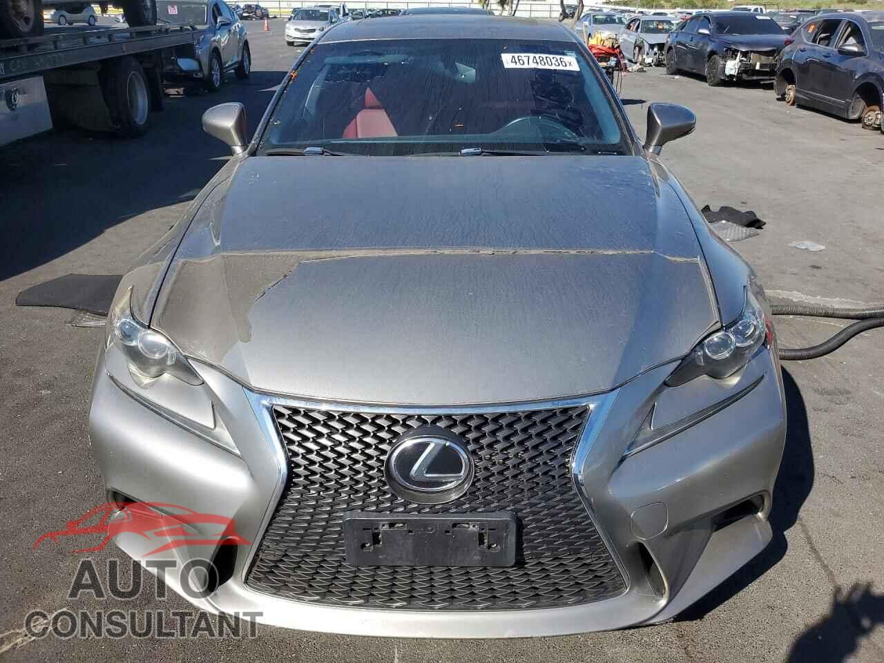 LEXUS IS 2015 - JTHBE1D29F5016428