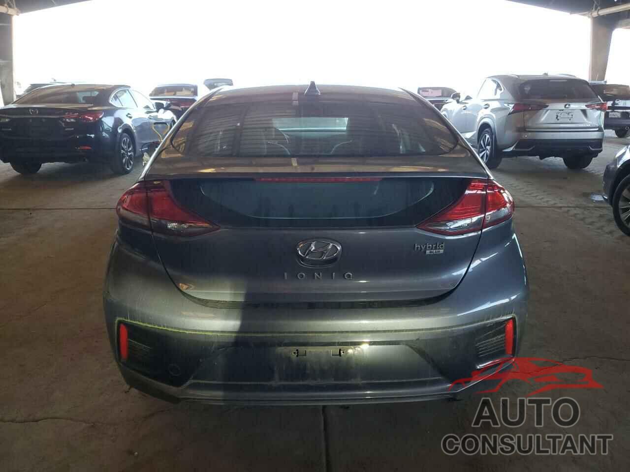 HYUNDAI IONIQ 2019 - KMHC65LC8KU139587