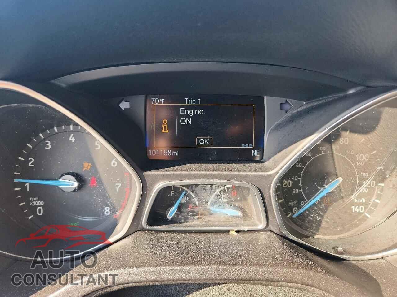 FORD FOCUS 2015 - 1FADP3F22FL340920