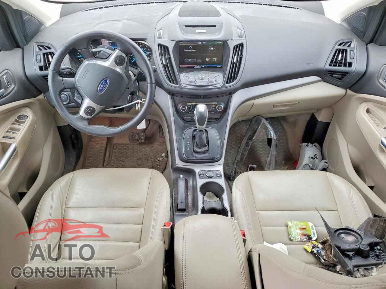 FORD ESCAPE 2014 - 1FMCU0GX8EUD08209