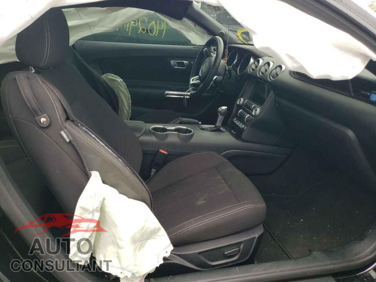 FORD MUSTANG 2021 - 1FA6P8TH0M5113368