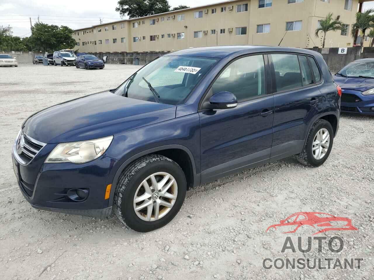 VOLKSWAGEN TIGUAN 2011 - WVGAV7AX5BW501648