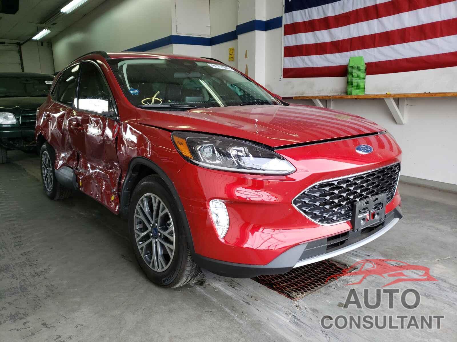 FORD ESCAPE 2020 - 1FMCU9H64LUB04921