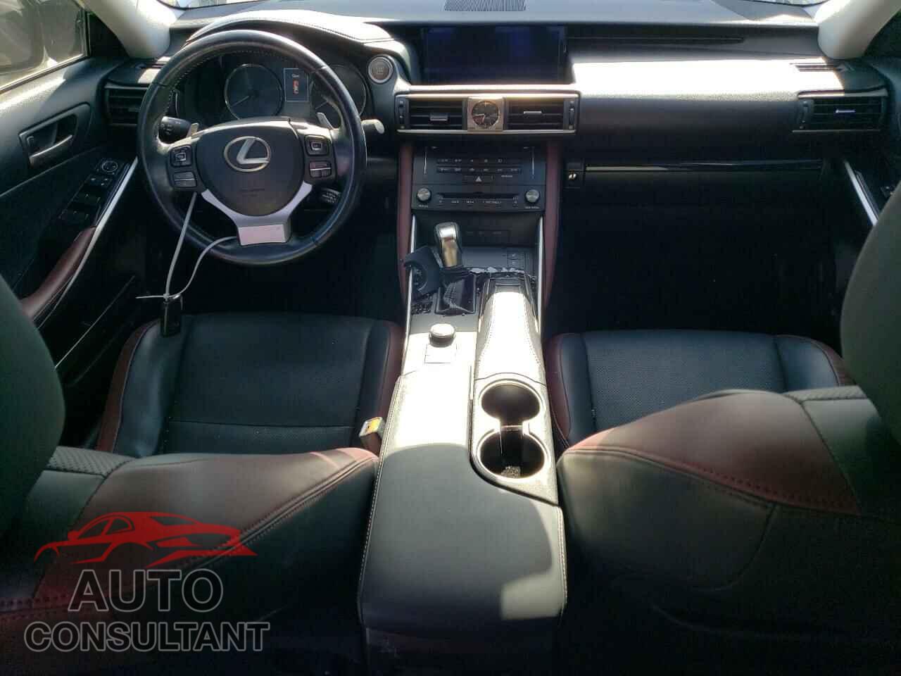 LEXUS IS 2017 - JTHBA1D23H5041260