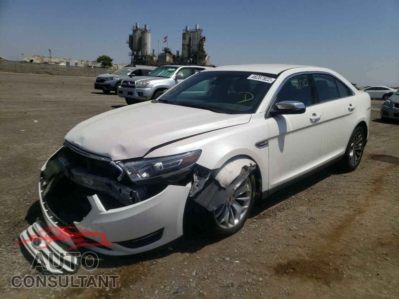 FORD TAURUS 2017 - 1FAHP2F80HG108554