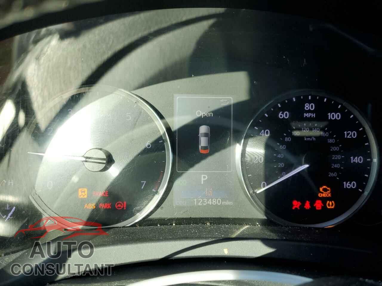 LEXUS IS 2017 - JTHCM1D28H5015992