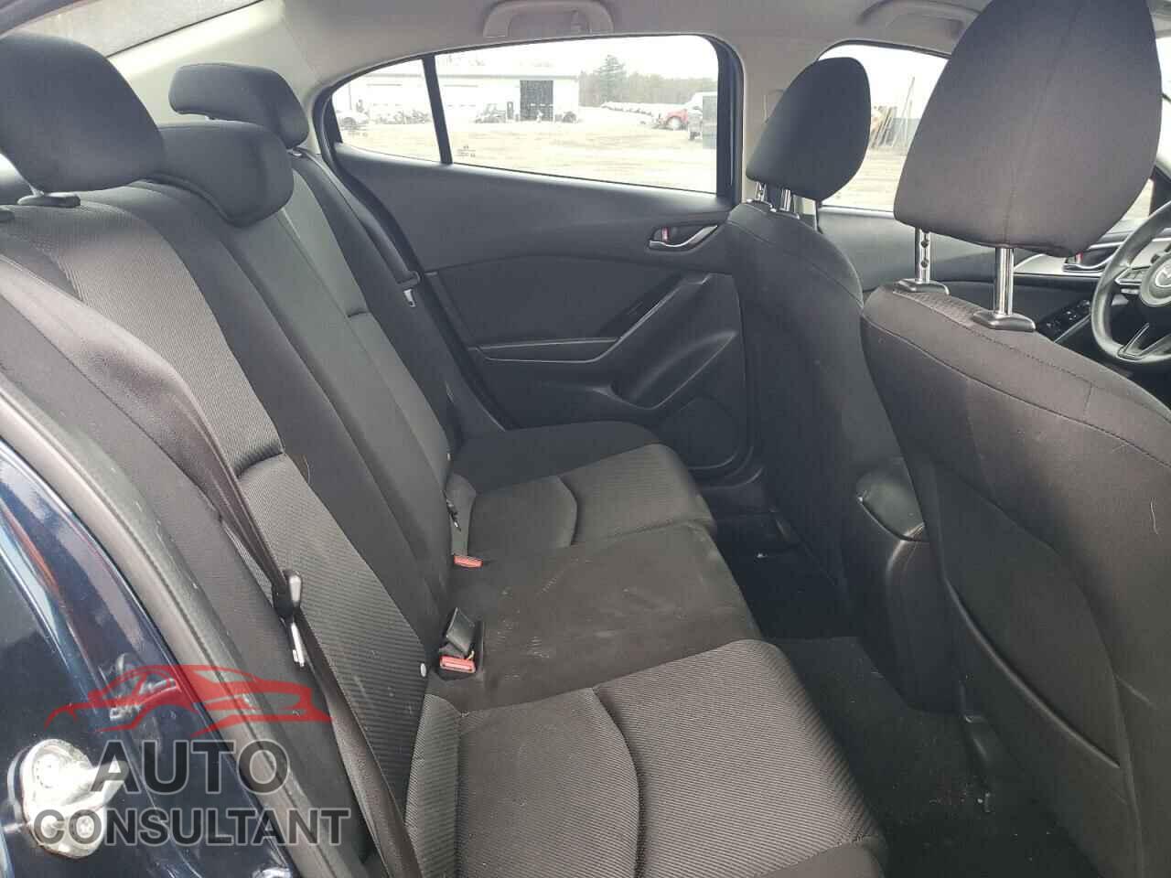 MAZDA 3 2017 - 3MZBN1U76HM104716