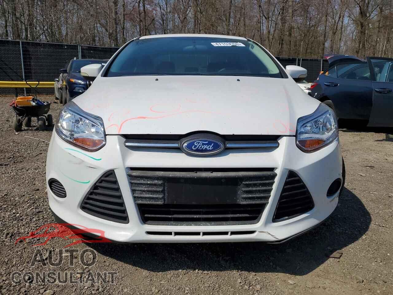 FORD FOCUS 2014 - 1FADP3F26EL201789