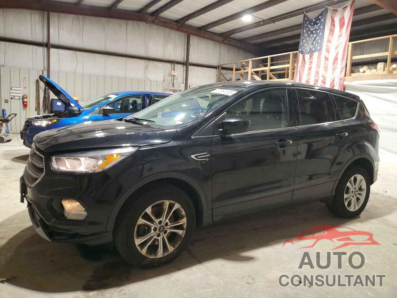 FORD ESCAPE 2017 - 1FMCU9GD2HUD23318