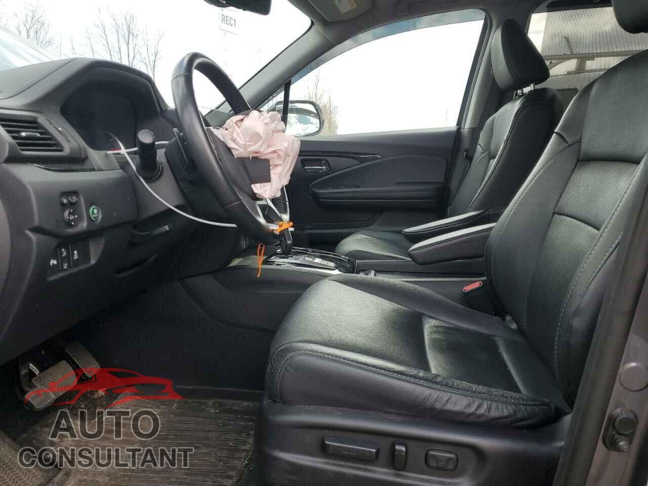 HONDA PILOT 2021 - 5FNYF6H01MB093031