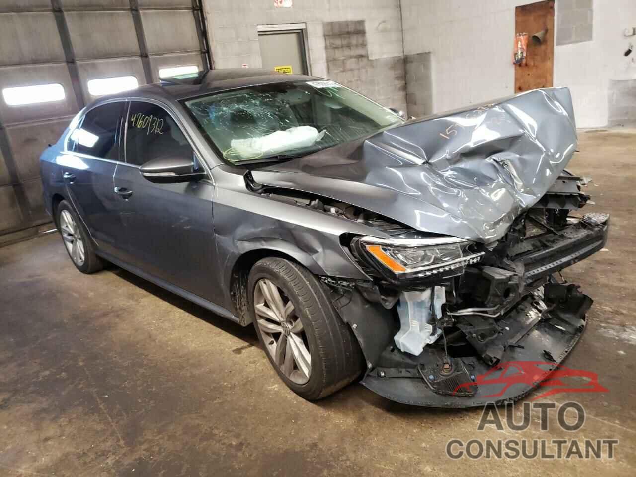 VOLKSWAGEN PASSAT 2018 - 1VWBA7A39JC031574