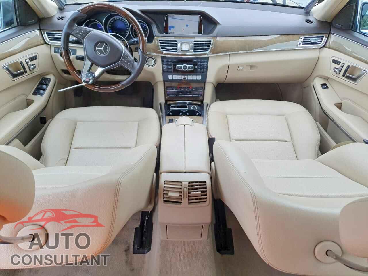 MERCEDES-BENZ E-CLASS 2014 - WDDHF5KBXEA889216