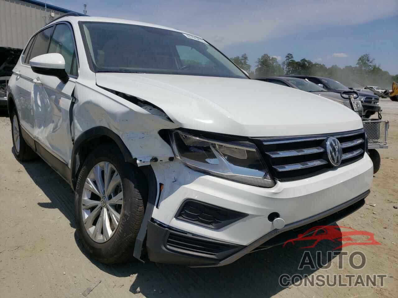 VOLKSWAGEN TIGUAN 2018 - 3VV3B7AX2JM056212