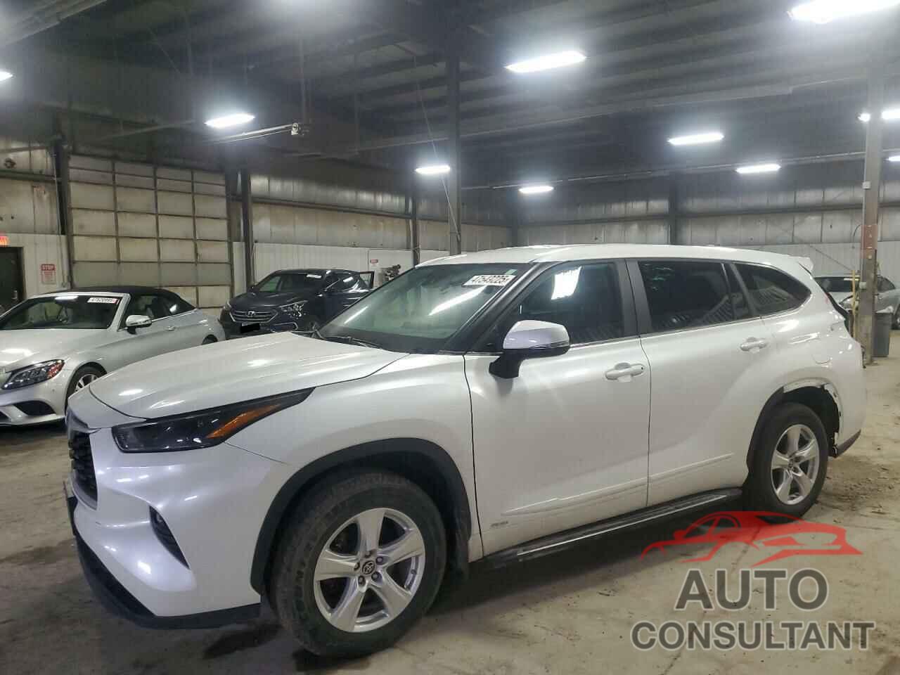 TOYOTA HIGHLANDER 2023 - 5TDBBRCH8PS112643