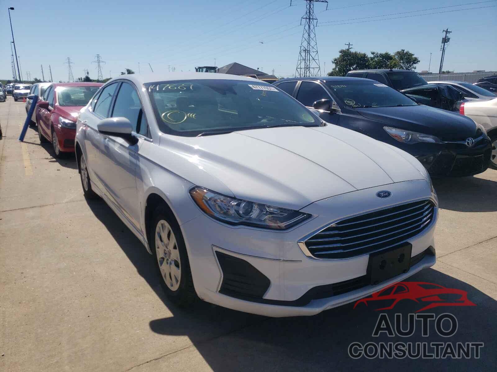 FORD FUSION 2019 - 3FA6P0G74KR147889