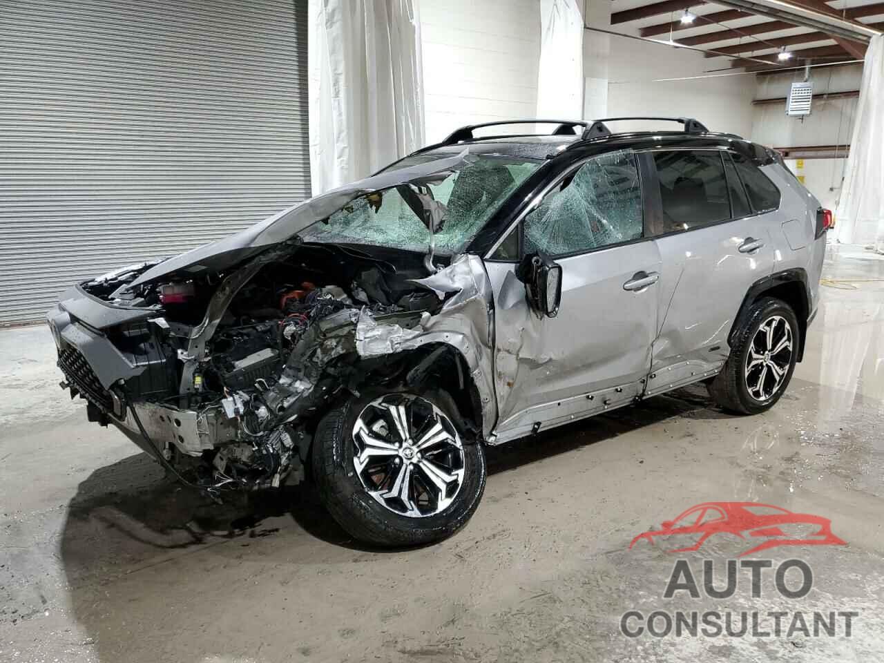 TOYOTA RAV4 2023 - JTMEB3FV2PD137125