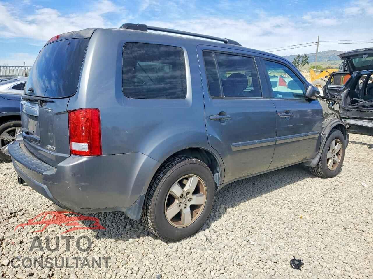 HONDA PILOT 2011 - 5FNYF4H52BB026970