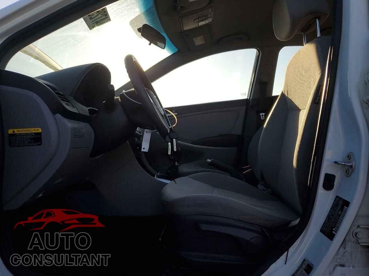 HYUNDAI ACCENT 2014 - KMHCT5AE8EU168783