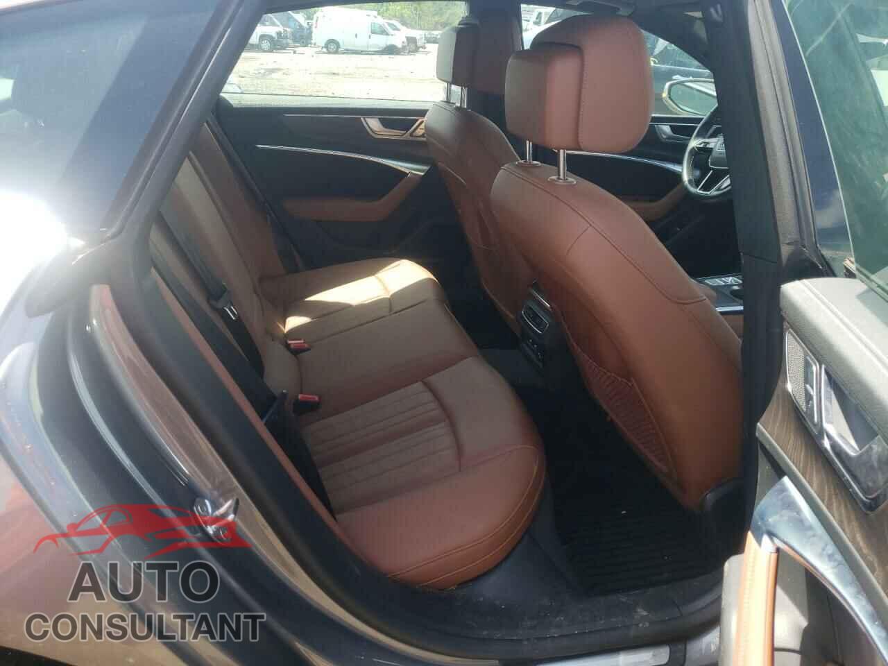 AUDI A7 2019 - WAUR2AF24KN126087