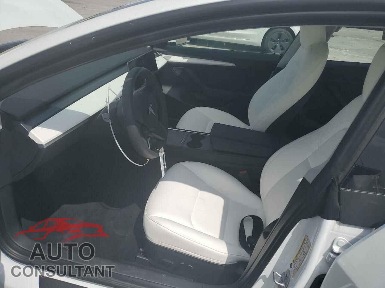 TESLA MODEL 3 2023 - 5YJ3E1EA5PF552417