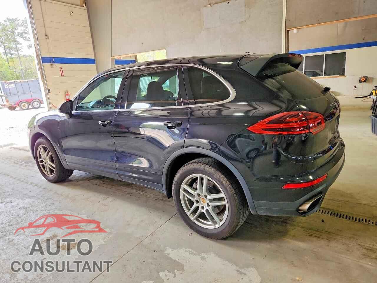 PORSCHE CAYENNE 2016 - WP1AA2A23GLA00885