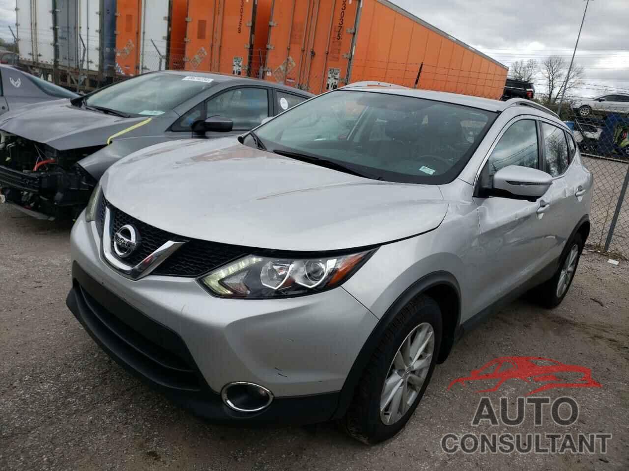 NISSAN ROGUE 2017 - JN1BJ1CR4HW107120