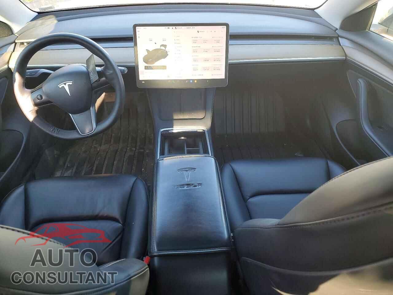 TESLA MODEL 3 2021 - 5YJ3E1EAXMF031687