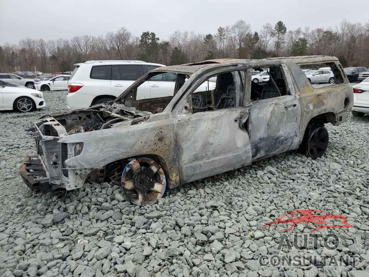 CHEVROLET SUBURBAN 2015 - 1GNSKKKC5FR689728