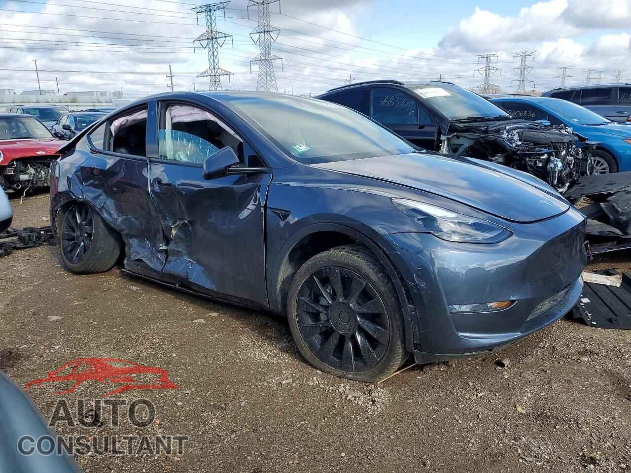 TESLA MODEL Y 2023 - 7SAYGAEE1PF713433