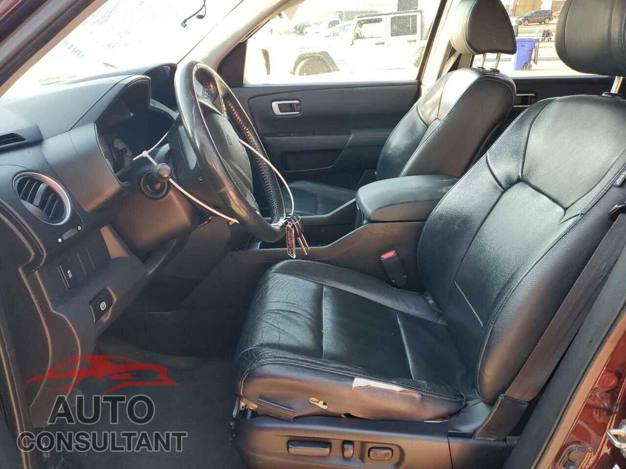 HONDA PILOT 2015 - 5FNYF4H52FB017742