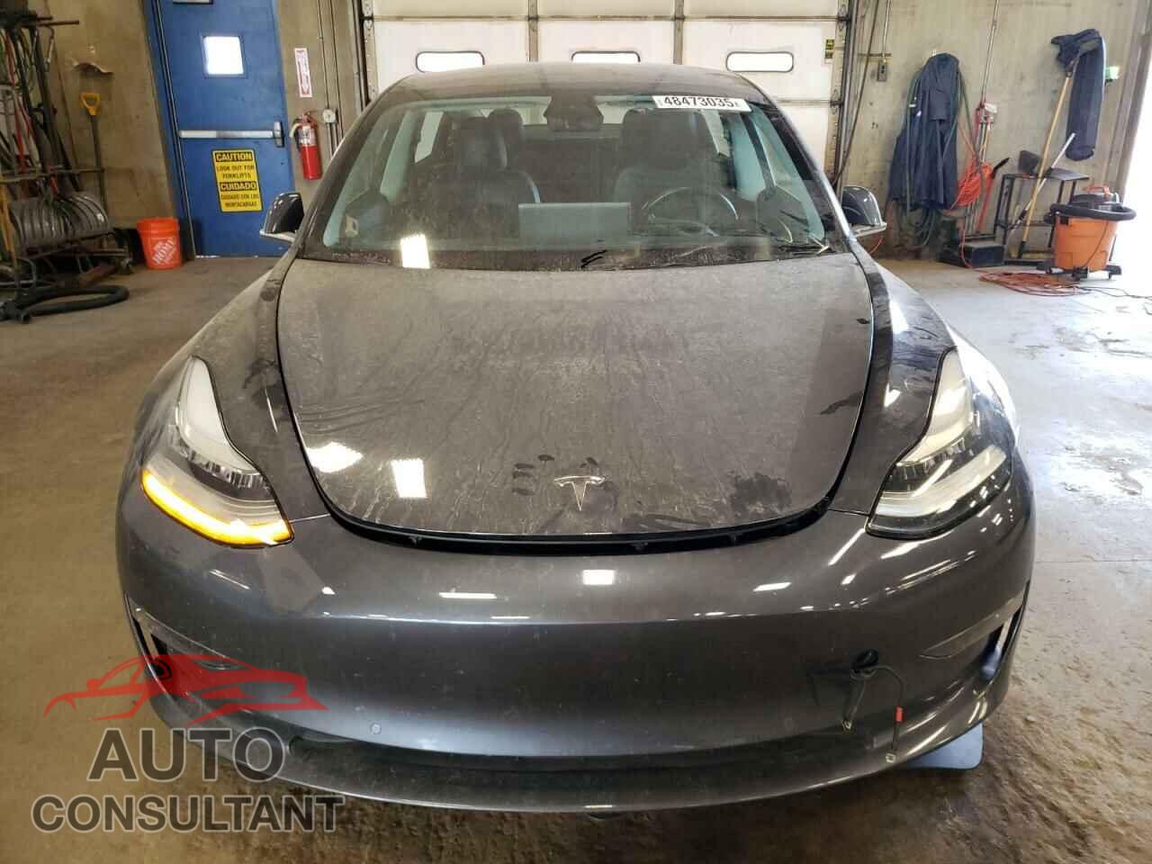 TESLA MODEL 3 2018 - 5YJ3E1EB8JF090788