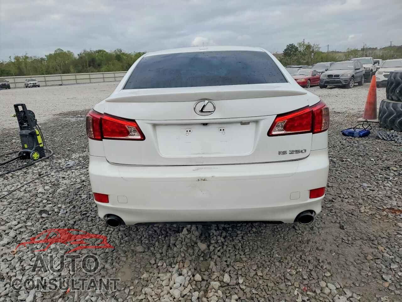 LEXUS IS 2013 - JTHBF5C20D5188303
