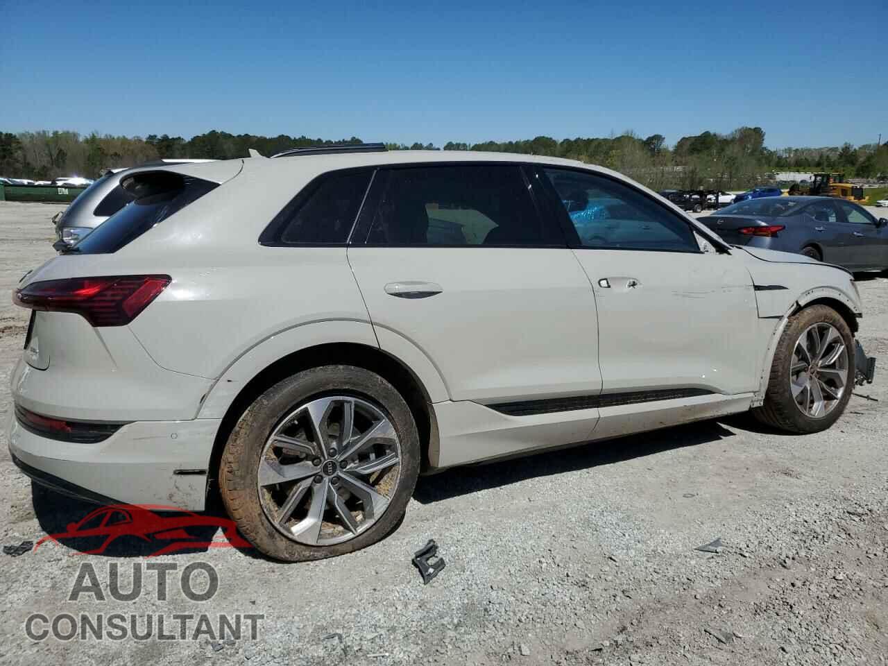 AUDI E-TRON 2021 - WA1LABGE9MB027032