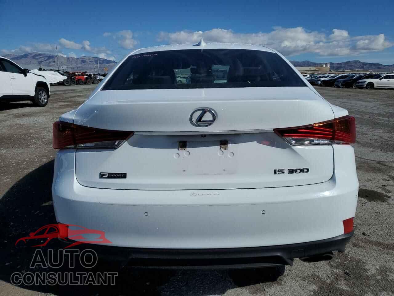 LEXUS IS 2018 - JTHBA1D23J5073504