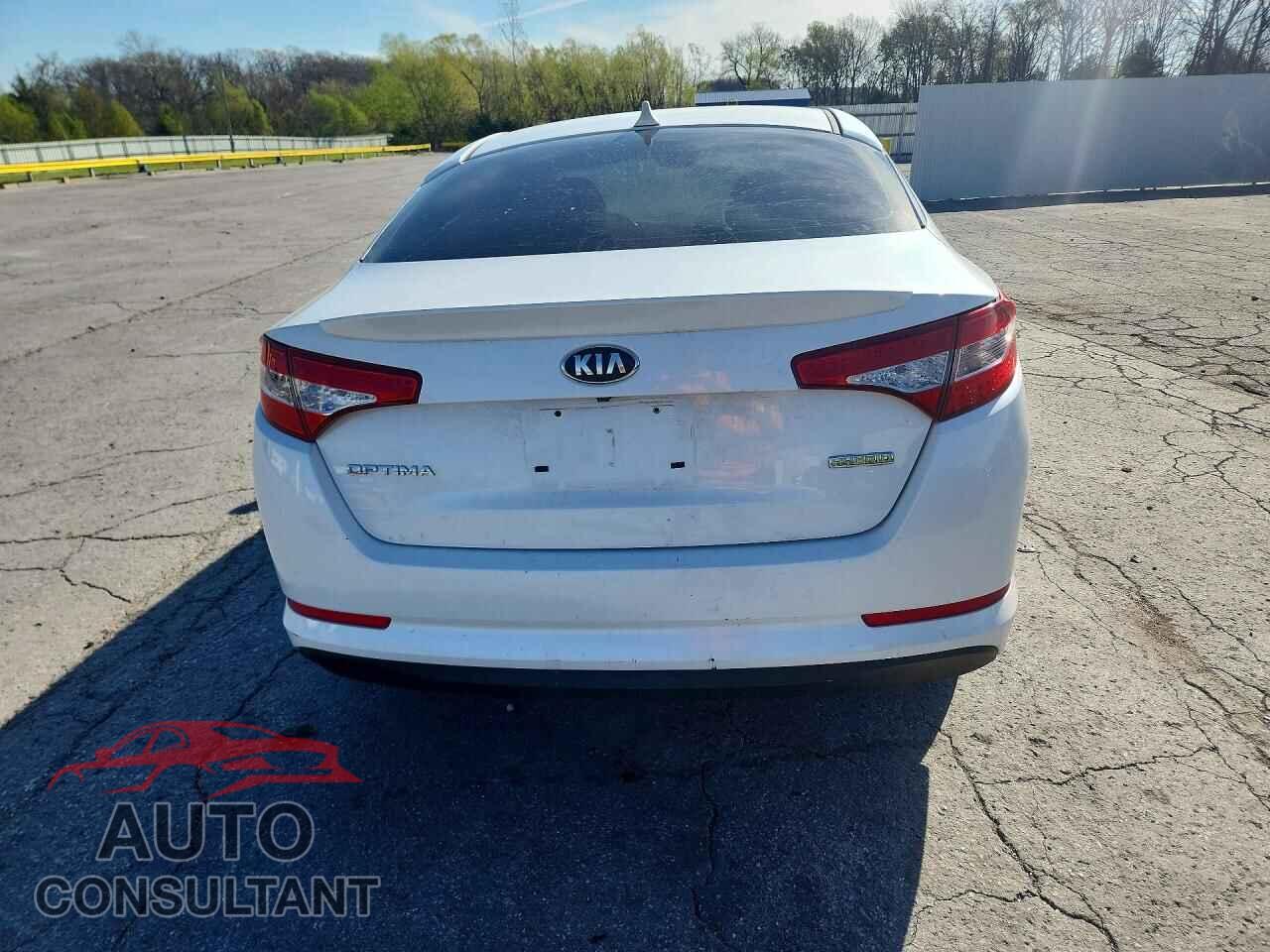 KIA OPTIMA 2013 - KNAGM4AD2D5050206