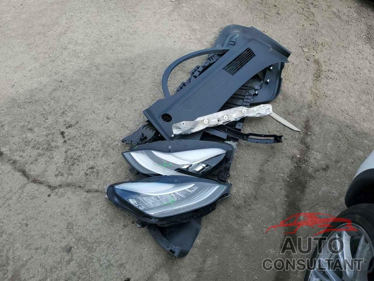 TESLA MODEL Y 2021 - 5YJYGDEEXMF063219