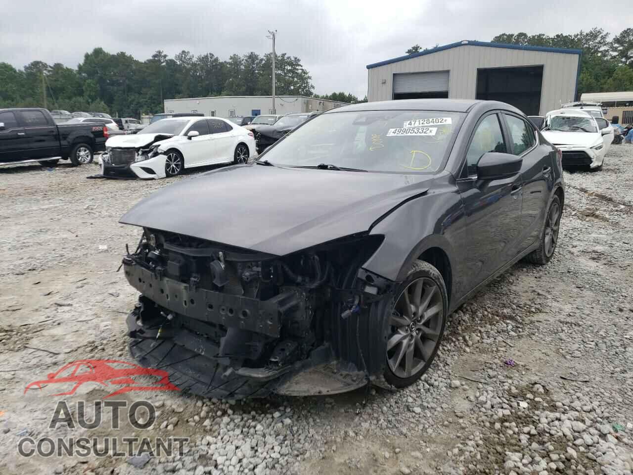 MAZDA 3 2018 - 3MZBN1V35JM266418