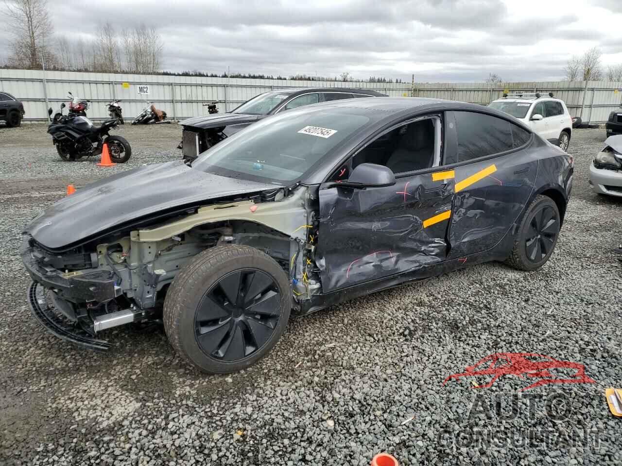 TESLA MODEL 3 2025 - 5YJ3E1EA5SF889727