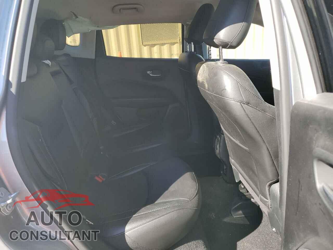 JEEP COMPASS 2020 - 3C4NJDBB0LT164557