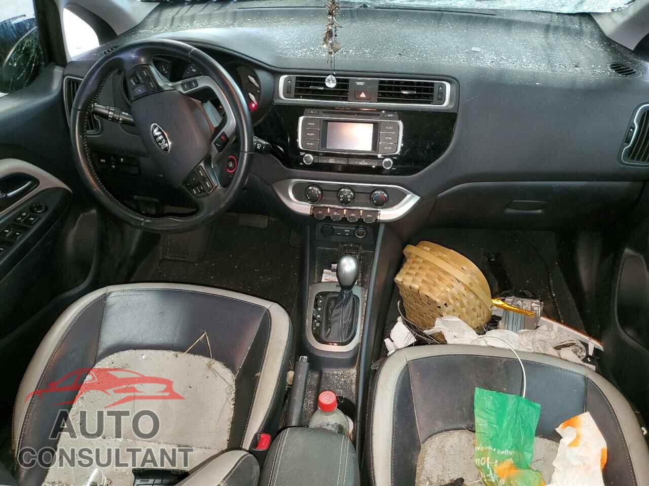 KIA RIO 2017 - KNADN5A38H6803024
