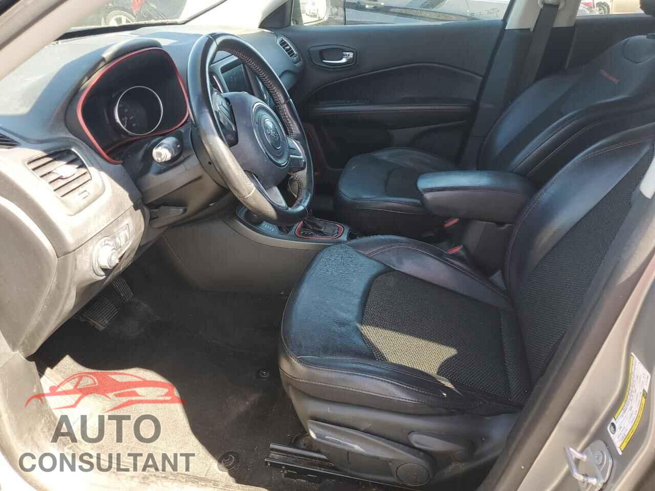 JEEP COMPASS 2020 - 3C4NJDDB3LT111834