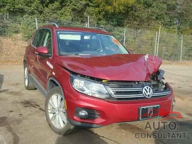 VOLKSWAGEN TIGUAN 2015 - WVGAV7AX8FW105784