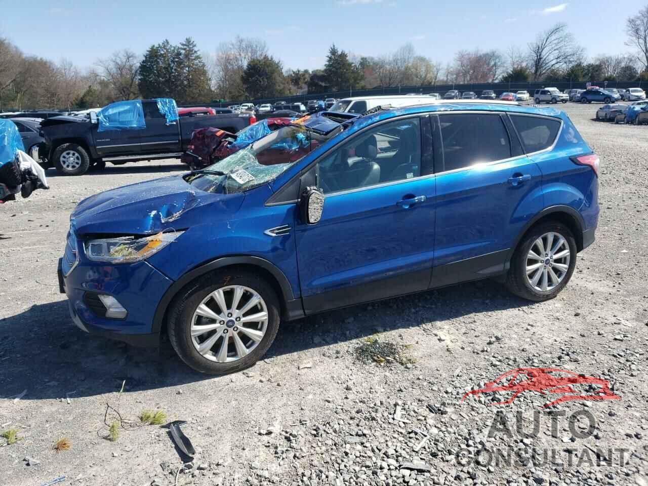 FORD ESCAPE 2017 - 1FMCU9J95HUB98514