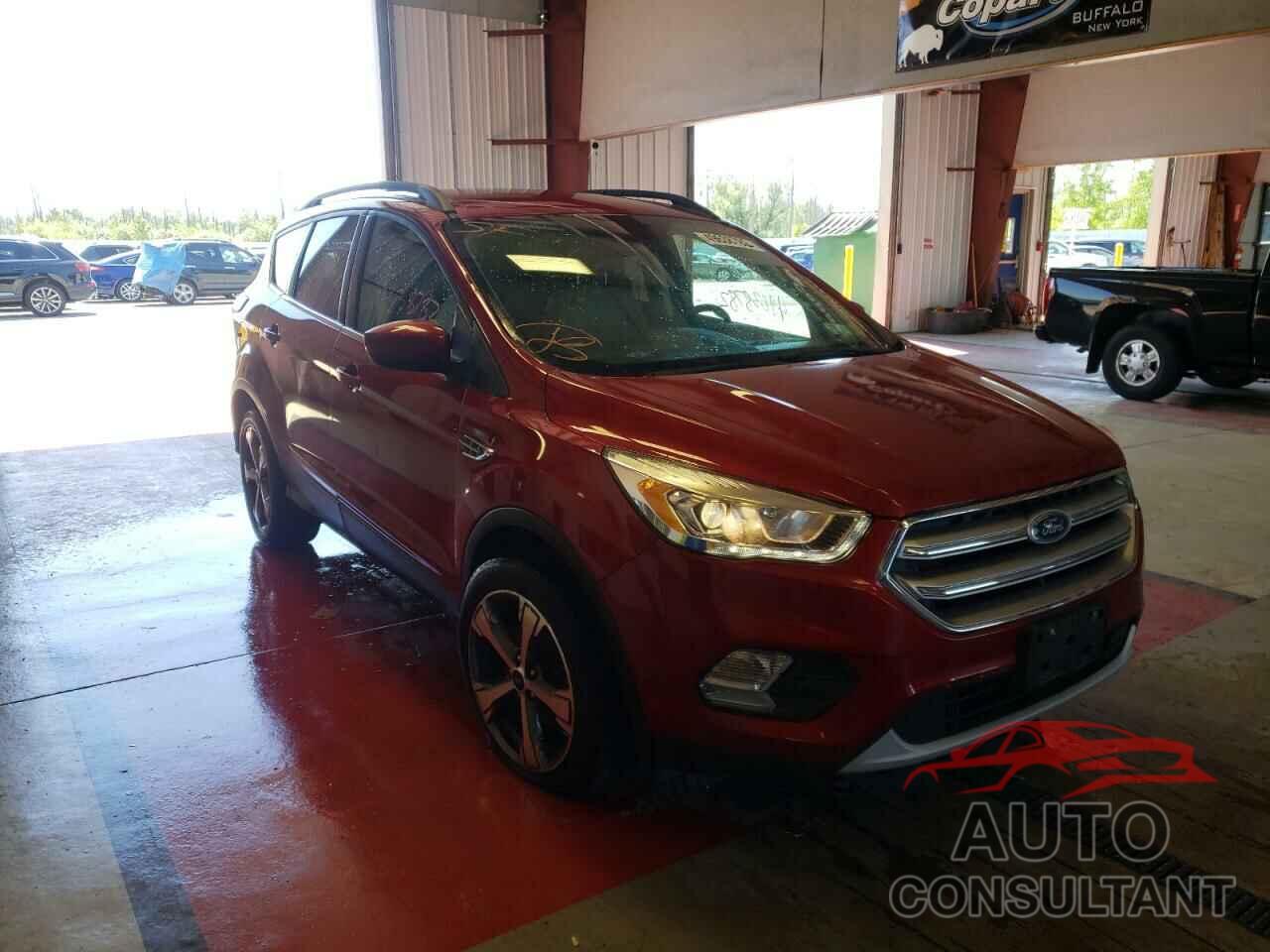 FORD ESCAPE 2017 - 1FMCU0GDXHUA44890