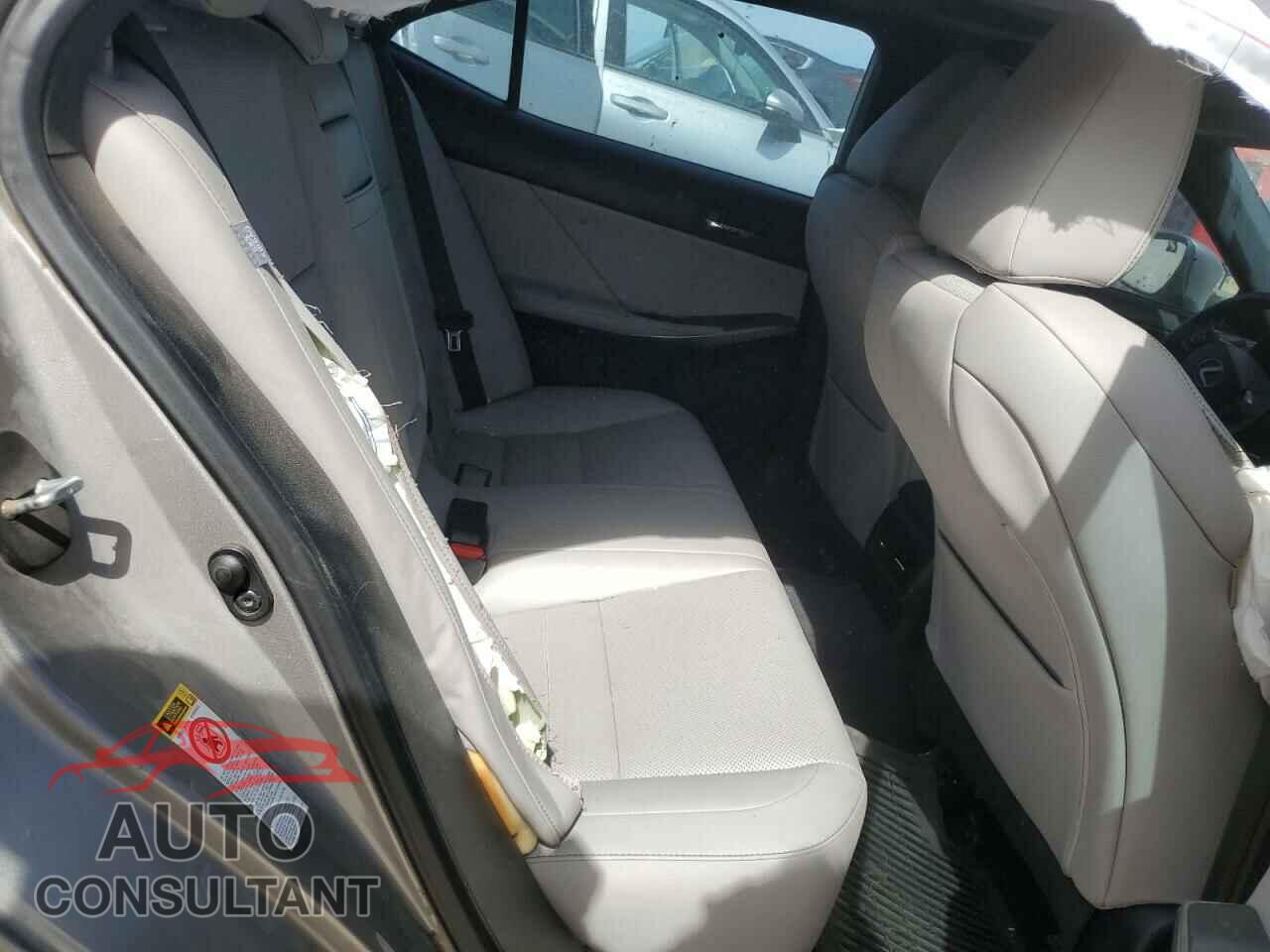 LEXUS IS 2015 - JTHCF1D26F5023662