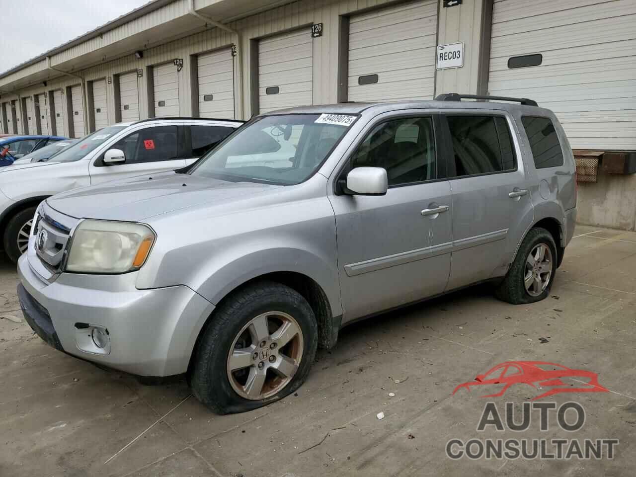 HONDA PILOT 2011 - 5FNYF3H51BB005215